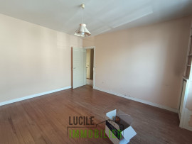 
                                                                                        Vente
                                                                                         Maison de ville 7 pièces 154,72m²