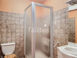 
                                                                                        Vente
                                                                                         Maison de ville avec ascenseur, garage et jardin, à vendre a