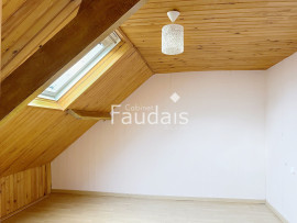 
                                                                                        Vente
                                                                                         Maison de ville avec ascenseur, garage et jardin, à vendre a