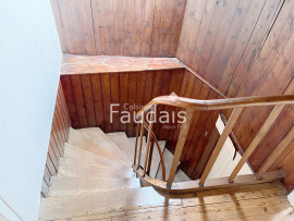 
                                                                                        Vente
                                                                                         Maison de ville avec ascenseur, garage et jardin, à vendre a