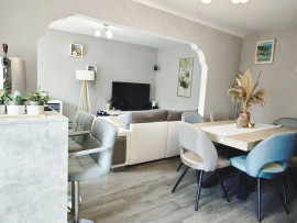 Vente
Maison de ville avec garage et jardin, Cernay