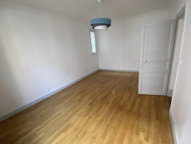 
                                                                                        Vente
                                                                                         Maison de ville avec terrasse et garage