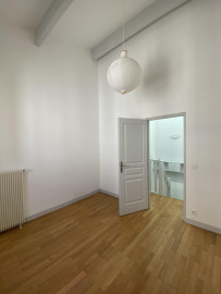 
                                                                                        Vente
                                                                                         Maison de ville avec terrasse et garage