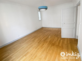 
                                                                                        Vente
                                                                                         Maison de ville avec terrasse et garage