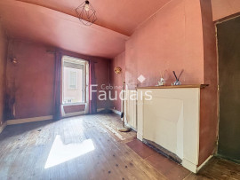 
                                                                                        Vente
                                                                                         Maison de ville    Beau potentiel à rénover