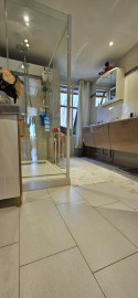 
                                                                                        Vente
                                                                                         Maison de ville de 120m² avec cave et garage