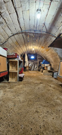 
                                                                                        Vente
                                                                                         Maison de ville de 120m² avec cave et garage