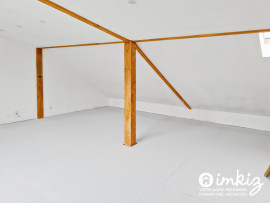 
                                                                                        Vente
                                                                                         Maison de ville de 6 pièces dans copropriété