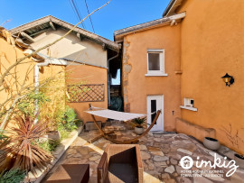 
                                                                                        Vente
                                                                                         Maison de ville pleine de charme