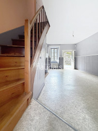 
                                                                                        Vente
                                                                                         Maison de ville SAINT LO