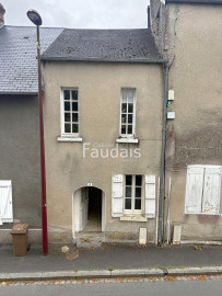 
                                                                                        Vente
                                                                                         Maison de ville SAINT LO