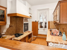 
                                                                                        Vente
                                                                                         Maison divisé en 2 appartements avec piscine