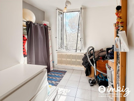 
                                                                                        Vente
                                                                                         Maison divisé en 2 appartements avec piscine