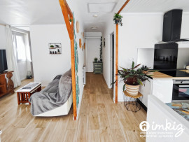 
                                                                                        Vente
                                                                                         Maison divisée en 2 appartements