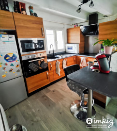
                                                                                        Vente
                                                                                         Maison divisée en 2 appartements