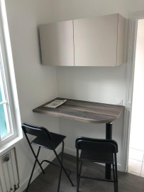 
                                                                                        Location
                                                                                         Maison en coloc, 2 personnes se connaissant.
