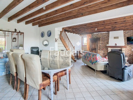 
                                                                                        Vente
                                                                                         Maison en pierre avec grand terrain CONDE SUR VIRE