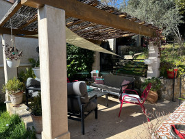 
                                                                                        Vente
                                                                                         Maison  en pierre avec piscine – Le Thoronet (Var)