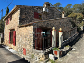 
                                                                                        Vente
                                                                                         Maison  en pierre avec piscine – Le Thoronet (Var)