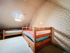 
                                                                                        Vente
                                                                                         Maison en pierre avec potentiel et dépendances   Saint-Georg