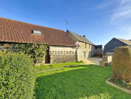 
                                                                                        Vente
                                                                                         Maison en pierre avec potentiel et dépendances   Saint-Georg