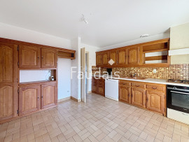 
                                                                                        Vente
                                                                                         Maison en pierre avec potentiel et dépendances   Saint-Georg