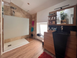Vente
Maison en pierre rénovée 85 m2 habitables