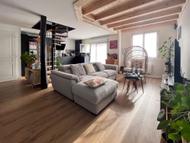 Vente
Maison en pierre rénovée 85 m2 habitables