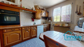 
                                                                                        Vente
                                                                                         Maison familiale - 10 min HOUDAN - Proche ANET