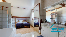 
                                                                                        Vente
                                                                                         Maison familiale - 10 min HOUDAN - Proche ANET