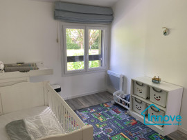 
                                                                                        Location
                                                                                         Maison familiale 104 m² , Guyancourt, Hameau de Chanteuil