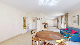 
                                                                                        Vente
                                                                                         maison familiale - 142 m² - 4 chambres