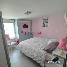 
                                                                                        Vente
                                                                                         Maison familiale 170m² avec dépendances