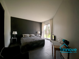 
                                                                                        Vente
                                                                                         MAISON FAMILIALE- 172 m²_ 5 chambres- 100 m de la mer