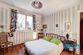 Vente
MAISON FAMILIALE - 203 m²-7 chambres