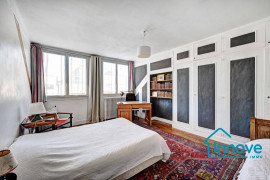 
                                                                                        Vente
                                                                                         MAISON FAMILIALE - 203 m²-7 chambres