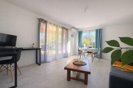 
                                                                                        Vente
                                                                                         Maison familiale 4 CHAMBRES et un bureau avec appartement T2 indépendant, véranda et grand jardin – Saint-Pierre-d’Eyraud