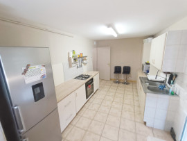 
                                                                                        Vente
                                                                                         Maison familiale 5 chambres et jardin