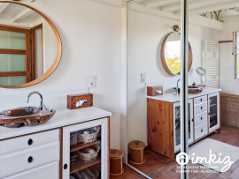 
                                                                                        Vente
                                                                                         Maison familiale 6 pièces avec piscine et garage