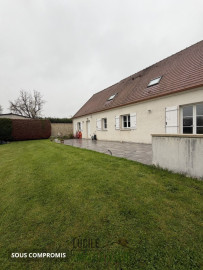 
                                                                                        Vente
                                                                                         Maison familiale à Breuil-le-vert