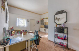 
                                                                                        Vente
                                                                                         Maison Familiale avec Appartement Indépendant