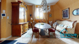 
                                                                                        Vente
                                                                                         Maison Familiale avec dépendance - Le Chesnay