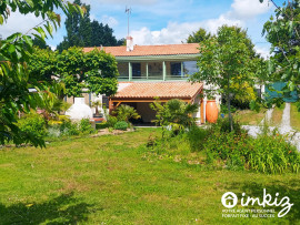 
                                                                                        Vente
                                                                                         Maison familiale avec espaces independants