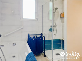 
                                                                                        Vente
                                                                                         Maison familiale avec espaces independants