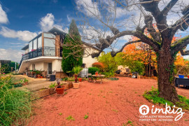 
                                                                                        Vente
                                                                                         Maison familiale avec jardin - 17 mn de la gare.