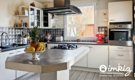 
                                                                                        Vente
                                                                                         Maison familiale avec jardin - Plateau D'Avron