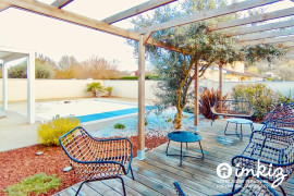 
                                                                                        Vente
                                                                                         Maison familiale avec piscine et beaux volumes