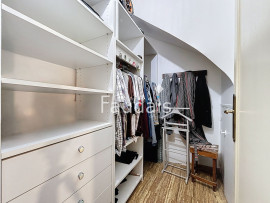 
                                                                                        Vente
                                                                                         Maison familiale  avec véranda et vue dégagée à Cerisy-la-Fo