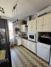 
                                                                                        Location
                                                                                         Maison familiale entièrement rénovée et son jardin