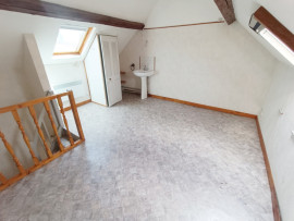 
                                                                                        Vente
                                                                                         Maison familiale jardin et garage